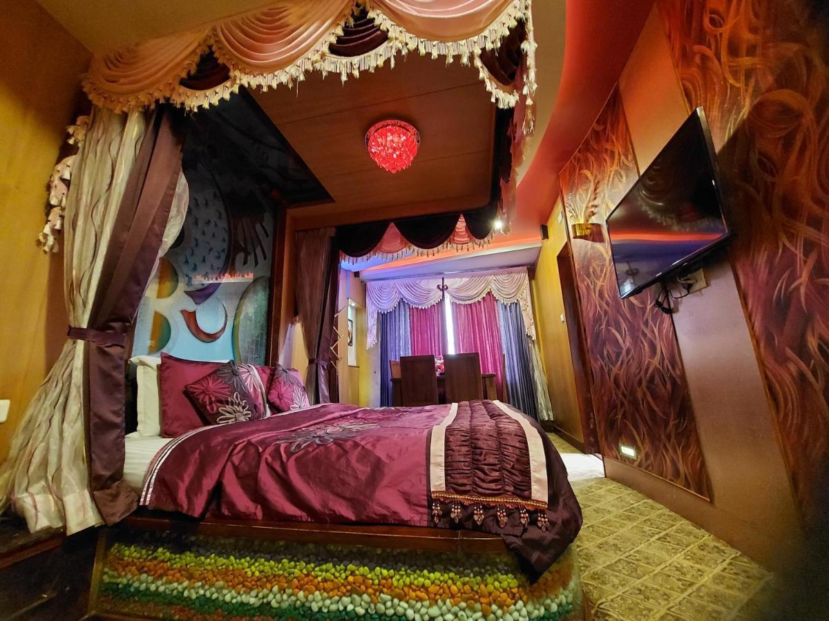 Astoria Residency Hotel Ooty Buitenkant foto