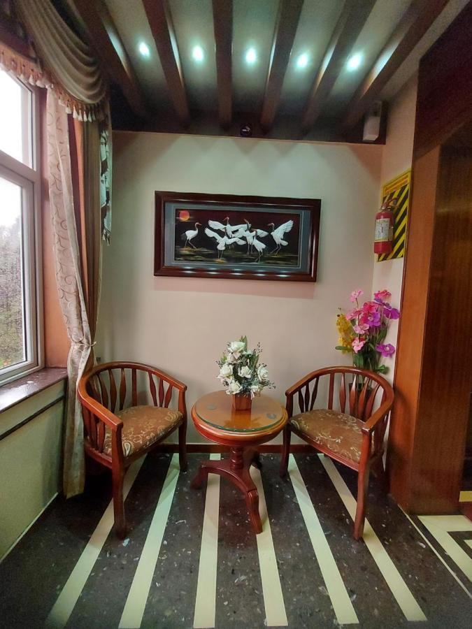 Astoria Residency Hotel Ooty Buitenkant foto