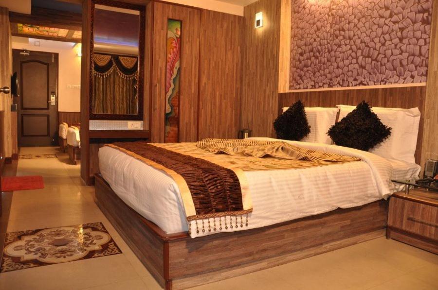 Astoria Residency Hotel Ooty Kamer foto