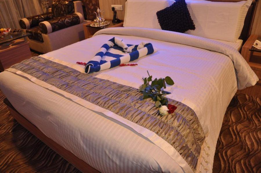 Astoria Residency Hotel Ooty Kamer foto