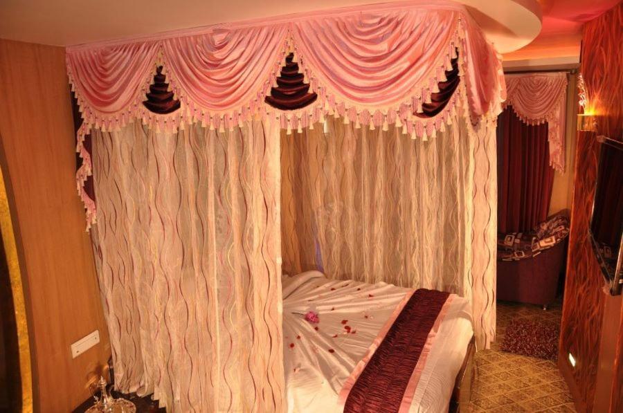 Astoria Residency Hotel Ooty Kamer foto